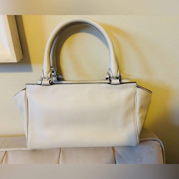 Coach Y2K Archive Double Kiss Lock Off/Winter White Leather Satchel 21167 - Picture 10 of 13